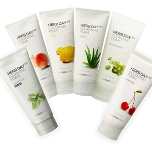 The Face Shop Herb Day  Cleansing Foam