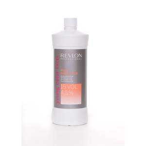 REVLON PROFESSIONAL Биоактиватор плюс 4,5% / YOUNG COLOR EXCEL 900 мл